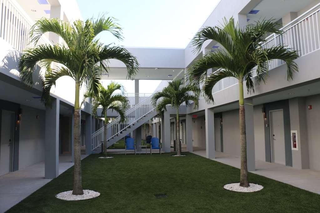Star Suites - A Vero Beach Hotel Eksteriør billede